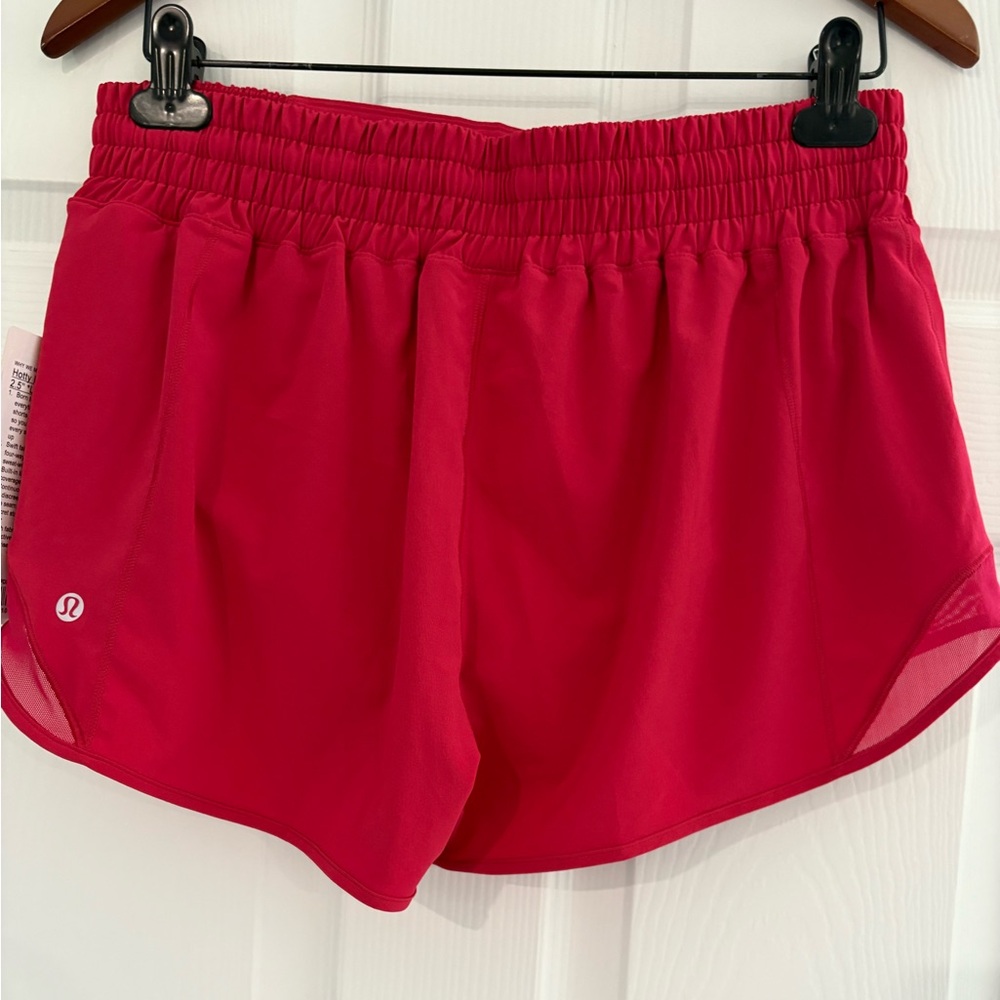 NWT-Lululemon Athletica Pink Athletic Shorts Lightweight Performance